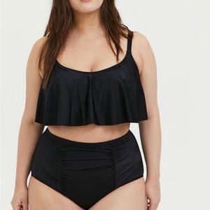 Torrid Wireless Straight Flounce Bikini Top